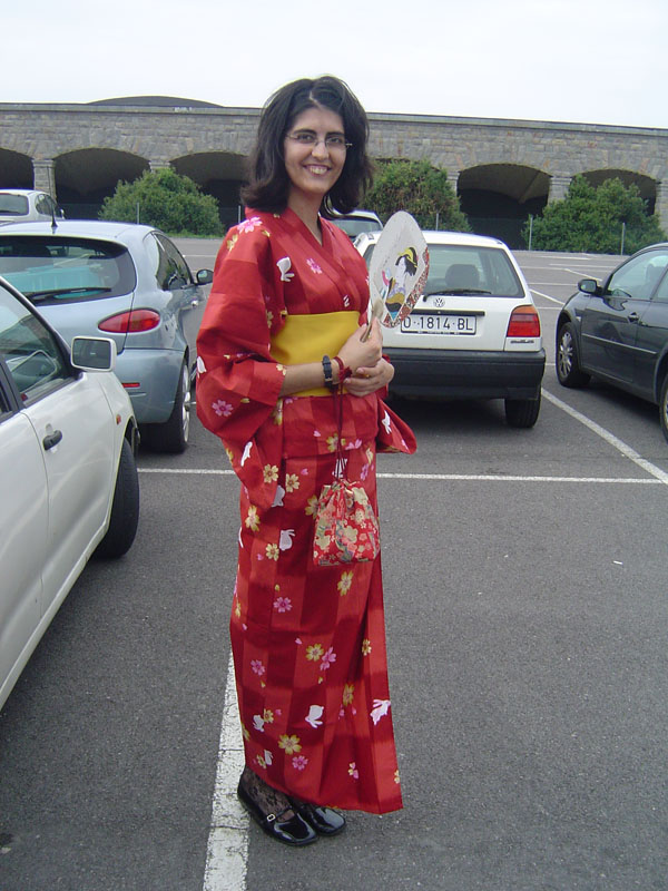 La costurera con su yukata