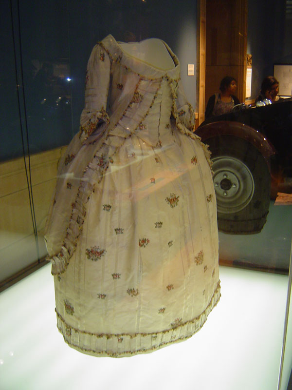 Vestido del siglo XVIII en el Kelvingrove Museum